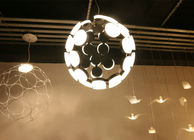 Aluminium Akryl LED Nowoczesne zawieszenie światła Niepełna Sphere Lamp dla pokoju gościnnego