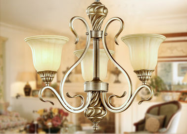 3 Light Nowoczesne kutego żelaza Żyrandol Światła / Oświetlenie Wisiorek z odcieniami Villa