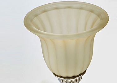3 Light Nowoczesne kutego żelaza Żyrandol Światła / Oświetlenie Wisiorek z odcieniami Villa