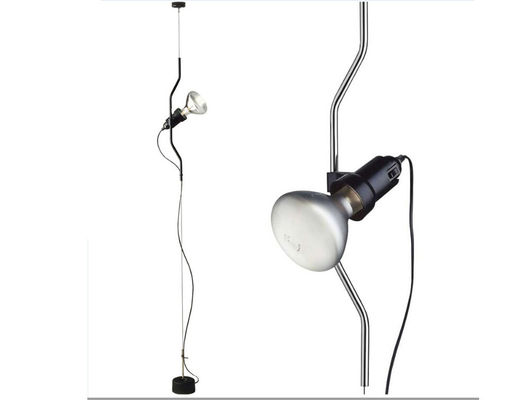 Minimalistyczny Parentesi podłogi do sufitu lampy Carbon Steel światło o kształcie rurowym
