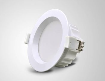 High Power Ultra-cienka odlewania pod ciśnieniem 30 W LED Wbudowane oświetlenie Ra 80 ciepły biały Regulowany Ściemnialny