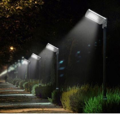 6W IP66 Wodoodporna odkryty Solar Powered LED lampy uliczne dla Park Lighting