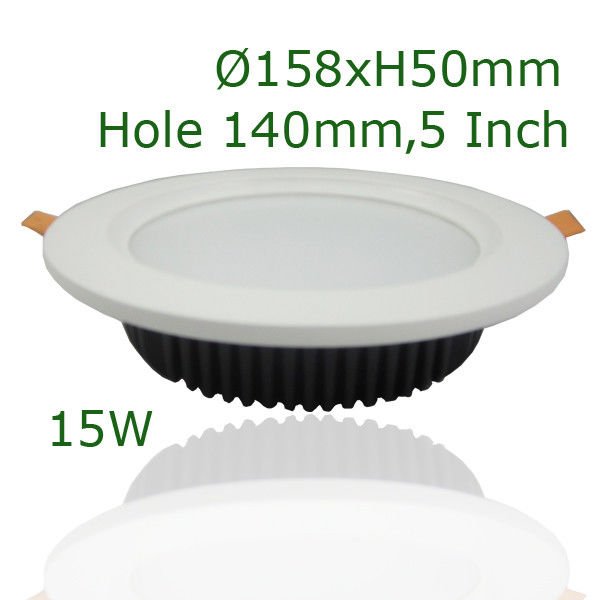 5 calowy wpuszczana w dół LED / wpuszczana 5 calowy LED dół światła 15 Watt 6000K do oświetlenia handlowych